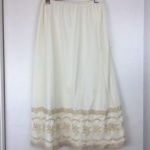 Vintage 60s Van Raalte Embroidered Half Slip Sz S